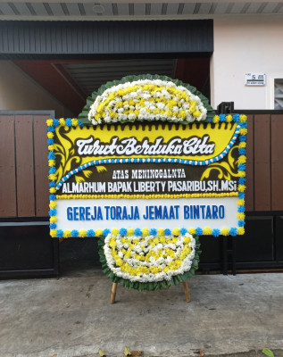 Papan Bunga Duka di Banyuresmi